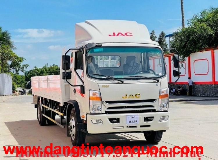 Xe tải Jac N900 thùng lửng 7m mới 2023 giá hỗ trợ
