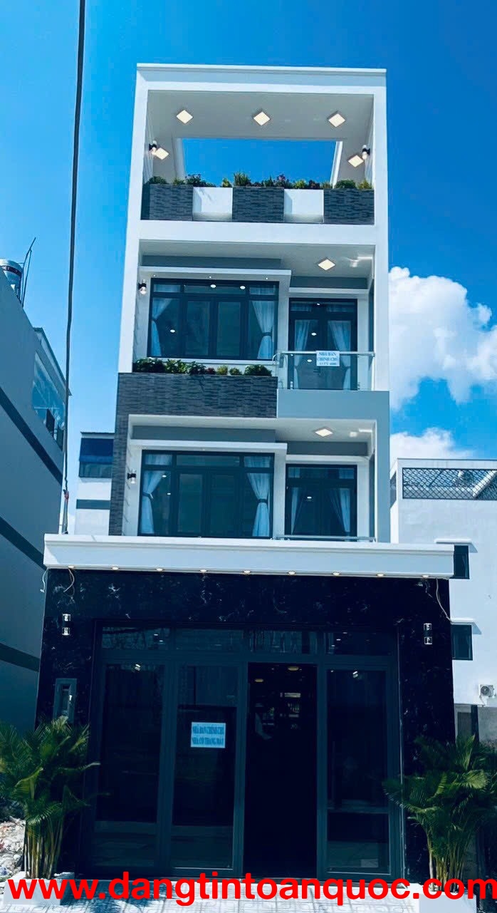 Bán nhà phố diện tích lớn có thang máy- mặt tiền hẻm nhựa 8m Nhà Bè