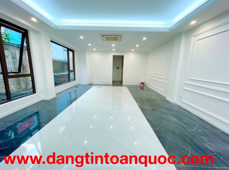 Bán nhà ngõ 35 Cát Linh, kinh doanh tốt, thửa đẹp DT 60m2 x 6 tầng, MT 5m.