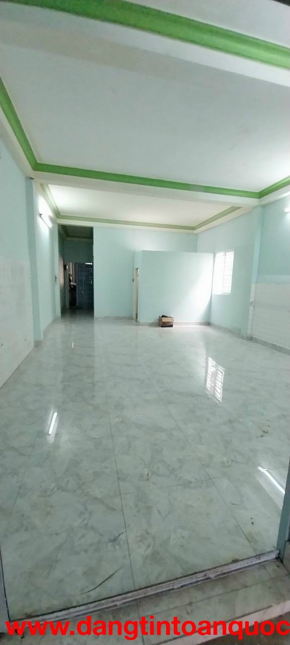 754 ????Nhà Chỉ : 3 triệu/ tháng

( 01/05/2024 nhận nhà )

Cho thuê nhà mới sơn sửa hẻm Trần Quang D
