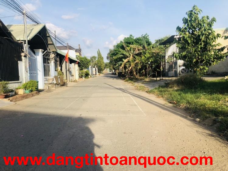 Bán đất ngang 5m dài 62 sổ hồng thổ cư đường nhựa rộng 10m thuộc phường Tân Phong, TP. Biên Hòa, tỉn