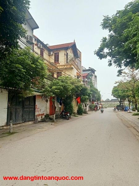 Bán đât Khuyến Lương 94m mt6.4m đối diện ngay công an Trần Phú