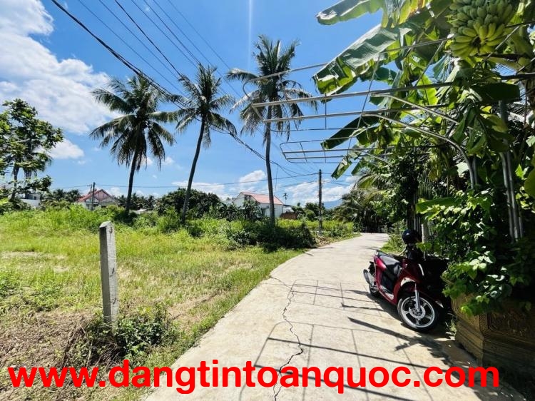 Bán đất gần bên xe Phía Nam Nha Trang giá 8tr7m Diên Toàn Diên Khánh lh 0985451850